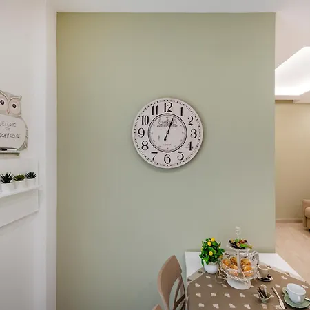 Lucky House Apartment *